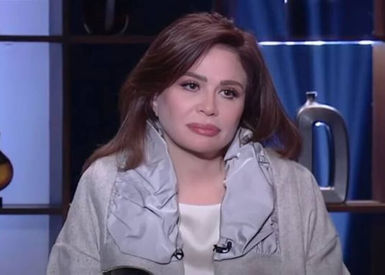 الهام شاهين تحيي ذكرى رحيل والدتها برسالة مؤثرة