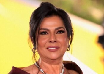 حفيدة صباح الجزائري تلفت الانظار في اول ظهور لها.. هل تشبهها؟