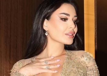 سيرين عبد النور بإطلالة ذهبية آسرة في دبي