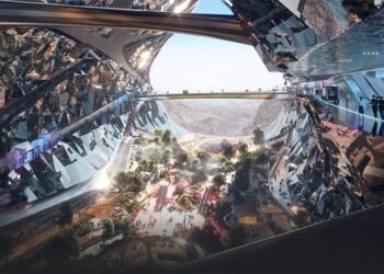 منتجع “تروجينا” في السعودية.. فرصة التزلج على الجليد بمدينة “نيوم”