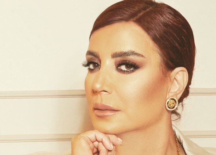 شكران مرتجى تقدم صدقة جارية عن روح صبحي عطري