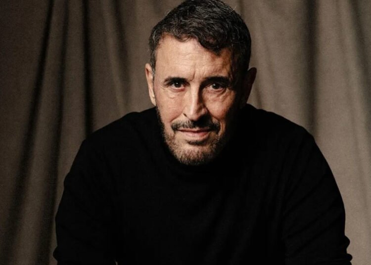 زواج كاظم الساهر من شابة عشرينية يتصدر.. ما القصة؟