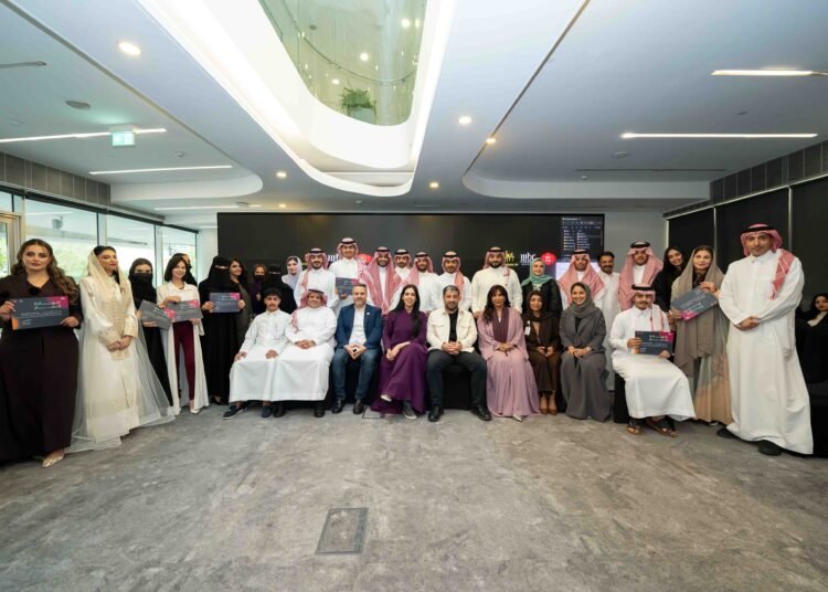 تخريج مذيعي ومذيعات الدورة الثانية من برنامج “المذيع المتميز”