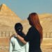 كارول سماحة برسالة مؤثرة لابنتها من امام اهرامات مصر