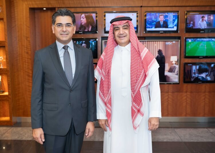 لقاء وزير الإعلام اللبناني بول مرقص مع واليد آل ابراهيم