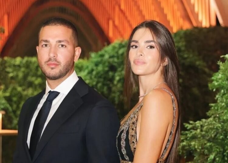 لقطة رومانسية لـ سيليو ابن ايلي صعب وخطيبته الأردنية تتصدر