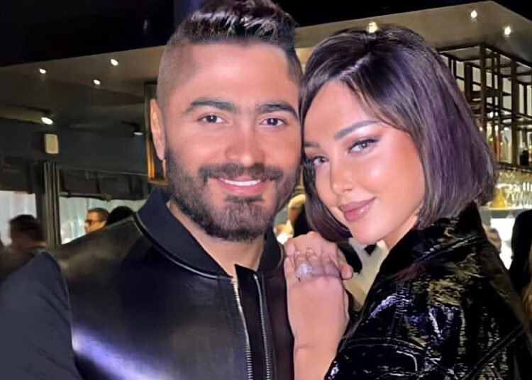 بسمة بوسيل تناشد مجددا للدعاء لابنهما بعد تدهور حالته الصحية