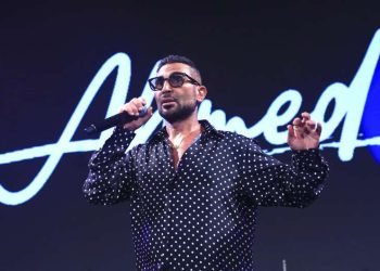 أحمد سعد يرد على إطلالته المثيرة للجدل