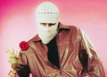 ما حقيقة اعتزال “تووليت”؟