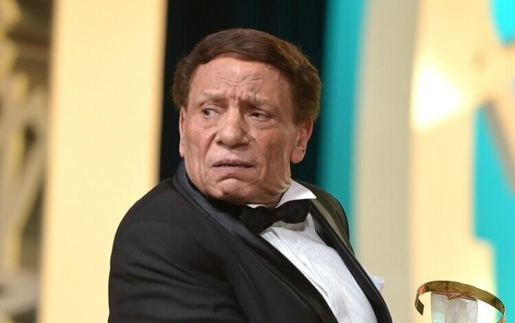 ما حقيقة إصابة عادل إمام بالألزهايمر؟