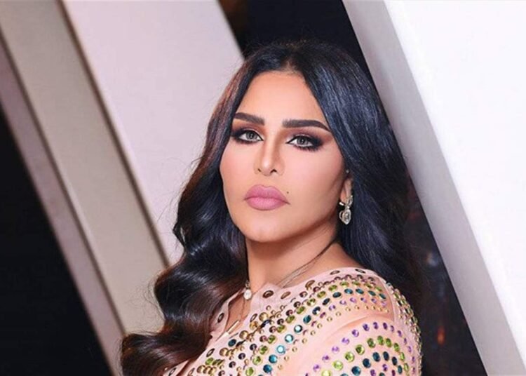 أحلام تستعرض موهبة ابنها الفنية