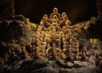 “ميّاس” تراقص الأرز على أنغام جبران خليل جبران!