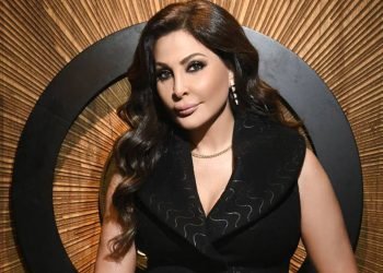 إليسا تلفت الأنظار في حفلها بـ جدة