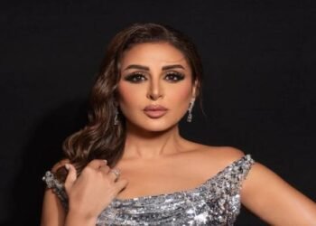 انغام تبكي في اول رسالة لها بعد ازمتها الصحية الخطيرة