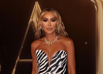 الأيقونة مايا دياب تخطف الأضواء… وتُربك المنظومة!