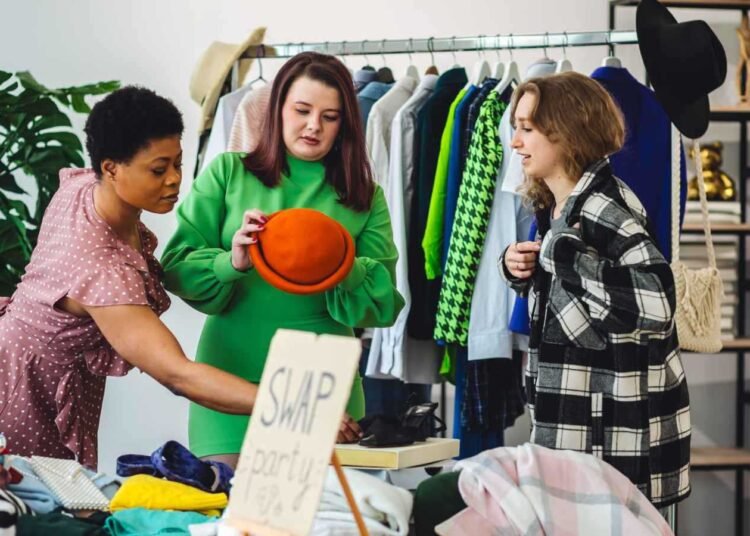 هل التسوق للقطع القديمة أسلوب حياة جديد؟