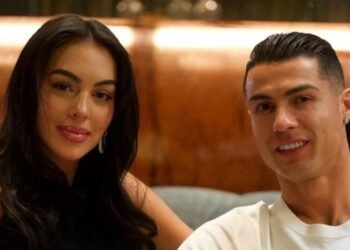 جورجينا رودريغيز تستعرض خاتمها الماسي الضخم وتوافق على الزواج من رونالدو