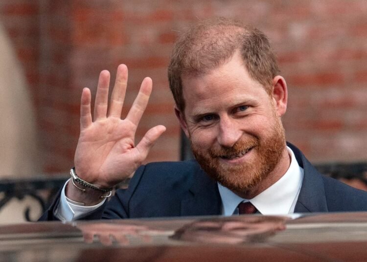 الأمير هاري يواجه أزمة جديدة