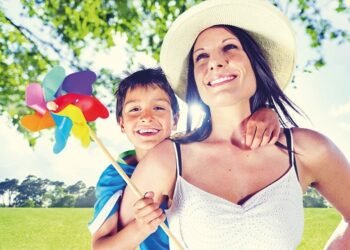 نصائح تجعل طفلك يفتح قلبه لك