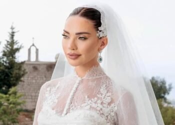 داليدا خليل تحتفل بزفافها واطلالتها بالابيض تلفت الانظار