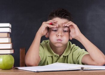 نصائح لمساعدة الأطفال كثيري النسيان