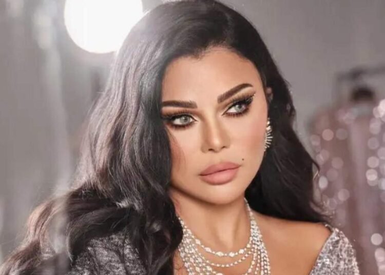 هيفاء وهبي تتألق في إعلان لمُستحضرات التجميل