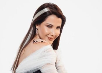 نانسي عجرم تتألق بإطلالة تجمع بين الرقة والتميّز