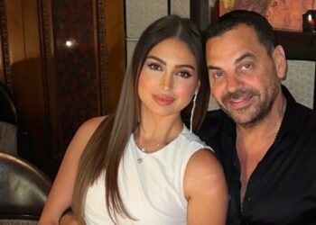 طارق العريان ونيكول سعفان.. مزاح وانسجام على السجادة الحمراء