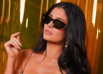 كايلي جينر تدخل عالم الغناء وتطلق أغنيتها الأولى