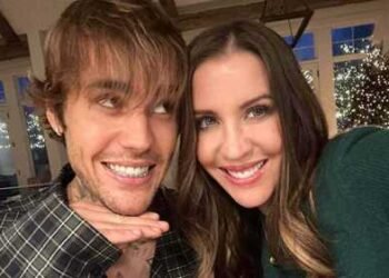 والدة جاستن بيبر تخصّه بالدعاء والأخير يترك تعليقًا ساخرًا