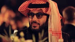 من سينما منزله.. تركي آل الشيخ يُحضّر لمفاجأة العام المقبل