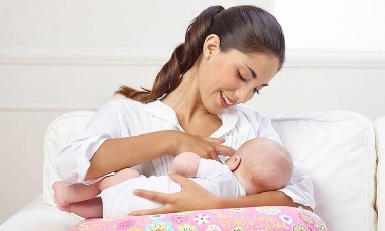 الأسباب النفسية وراء رفض الرضاعة الطبيعية