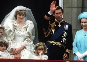 جدّة الليدي ديانا طلبت منها عدم الزواج من الملك تشارلز