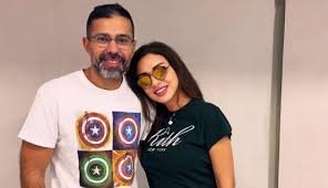 أنغام تتصدر الترند بعد ظهورها برفقة طبيبها المعالج في ألمانيا