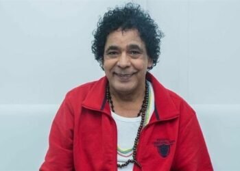 محمد منير يدعم منى زكي مع بدء عرض فيلم “الست”