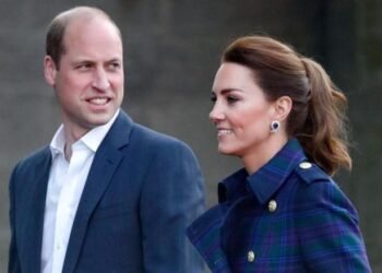 الأمير وليام يظهر حبه لـ كيت ميدلتون خلال زيارة ملكية خاصة