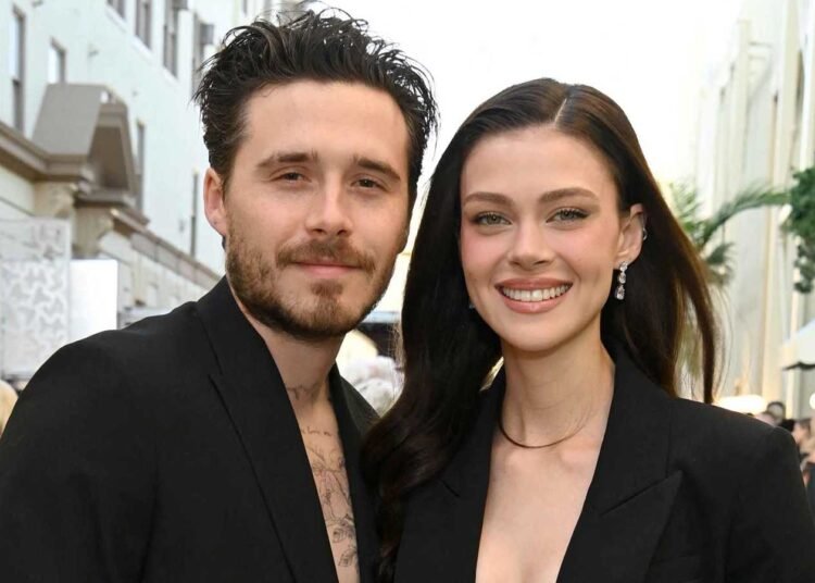 زوجة بروكلين بيكهام تحذف صور عائلته من “إنستغرام”