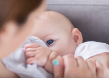 التحديات الأساسية للرضاعة أثناء العمل