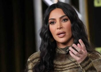 كيم كارداشيان توضح أسلوبها التربوي