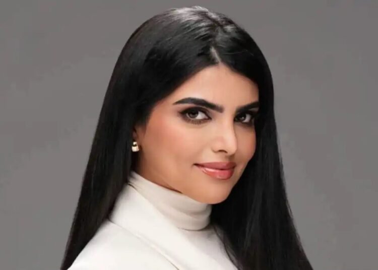 اول رد لـ سارة الودعاني على شائعات الطلاق