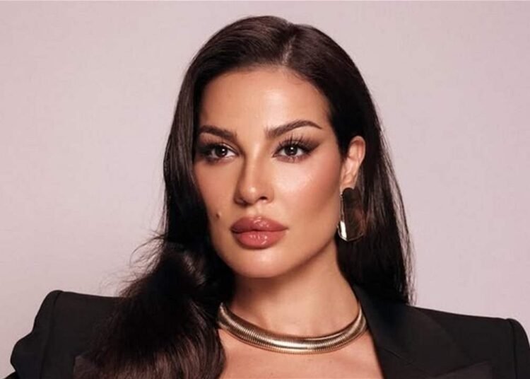 نادين نسيب نجيم تستعرض وشمها الأول