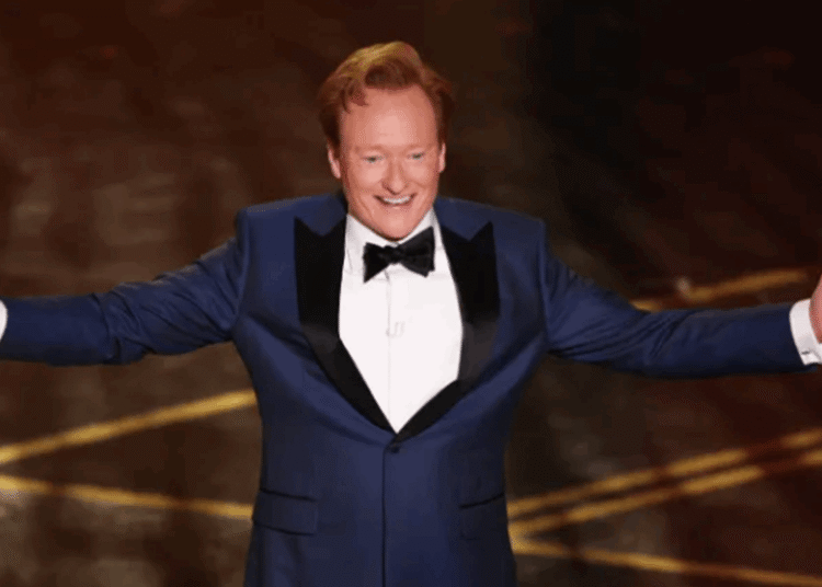 كونان أوبراين يسخر من نجوم هوليوود في حفل الأوسكار