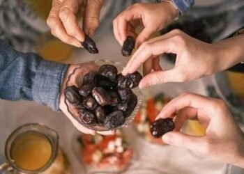 حقائق أمام خرافات صحية في رمضان