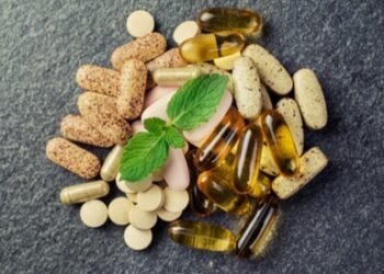 اليكم أضرار الإفراط في تناول الفيتامينات والمكملات الغذائية