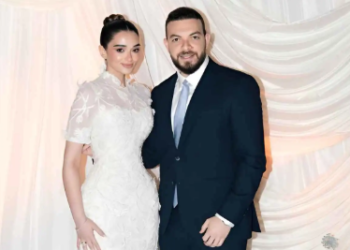 ملك أحمد زاهر تحتفل بخطبتها على شريف عمرو الليثي