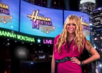 مايلي سايروس تحيي ذكريات “هانا مونتانا” بعد 20 عاماً