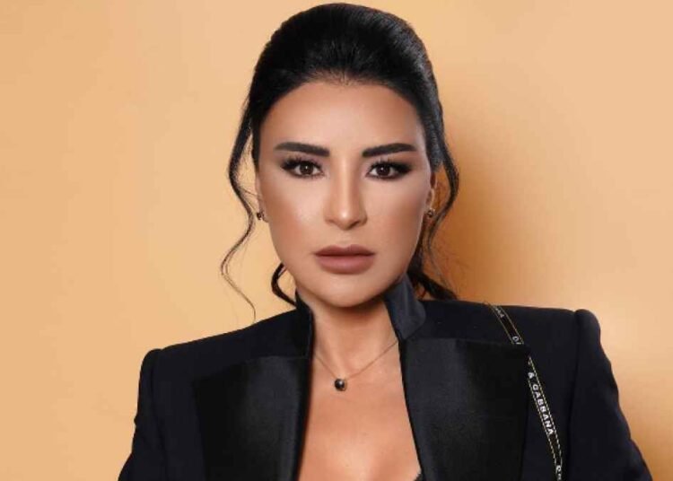 ماغي بو غصن تلفت الانظار في احدث ظهور