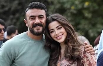 أحمد العوضي ويارا السكري يثيران الجدل بفيديو رومانسي