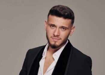الشامي يروّج للألبوم الأول خلال مسيرته بجلسة تصوير كلاسيكية