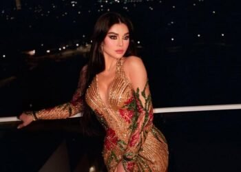 هيفاء وهبي تلفت الانظار برقصها العفوي